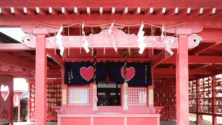 22年最新 福岡できれいな花手水が見られる神社 お寺特集 紫陽花が浮かぶ花手水が各所で話題 なるほど福岡